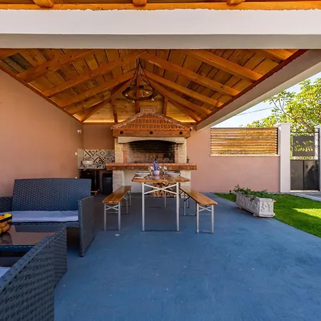 Vila Moki Zadarvillas Sopot (Zadar)