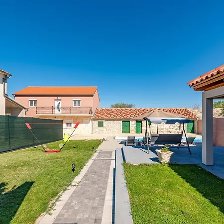 Moki Zadarvillas Vila *