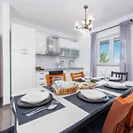 Moki Zadarvillas *