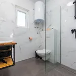Moki Zadarvillas *